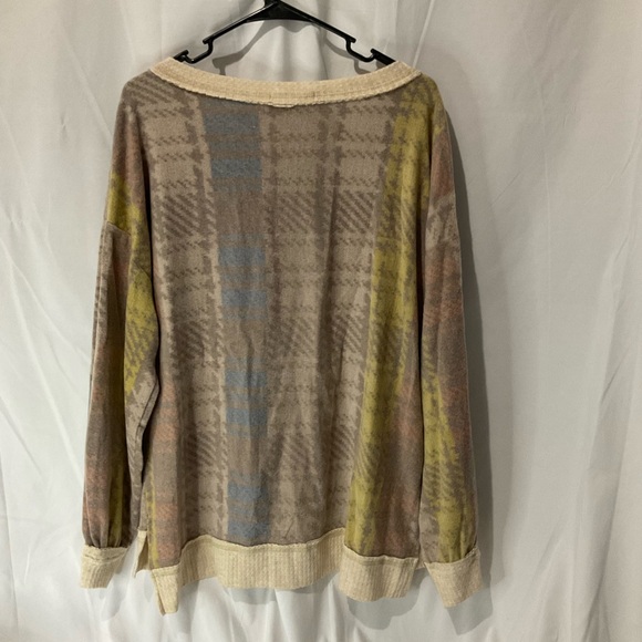Saints and Hearts Womens Plaid Soft Sweater Size Large Multi Color - Picture 4 of 16